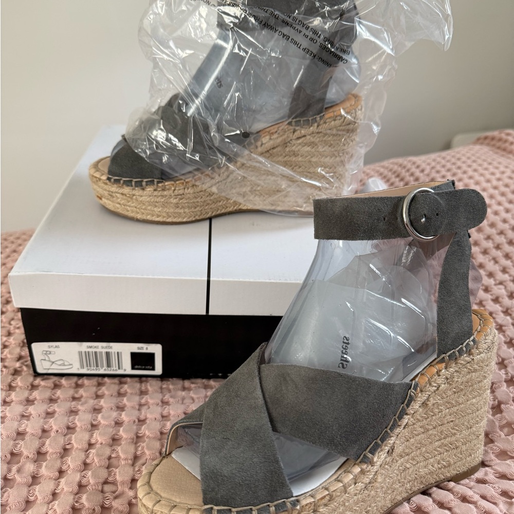 Brand New Dolce Vita Sylas Smoke suede Wedge Sandals | Size 8